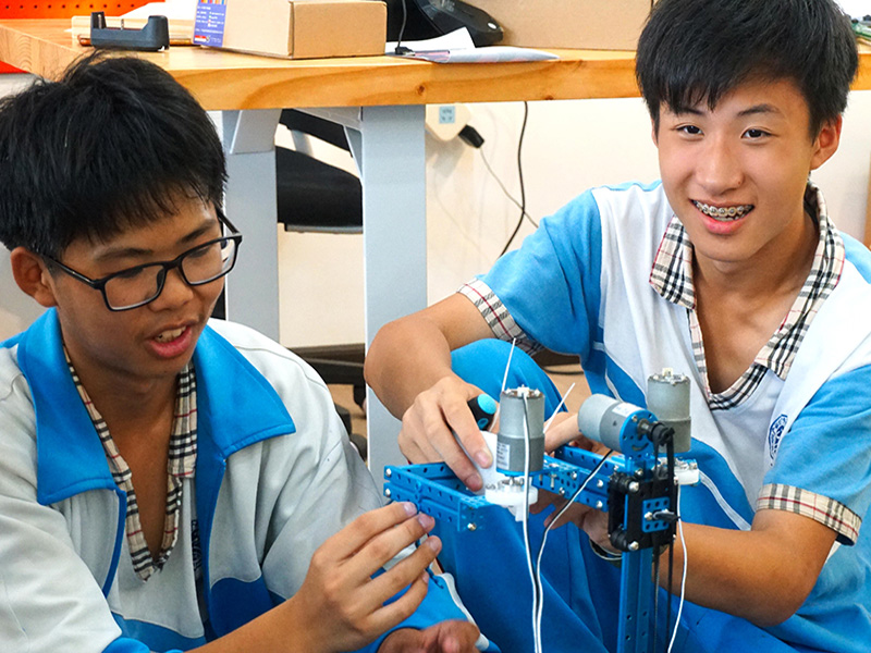 Authoritative competition guidance